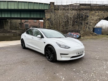 Used Tesla Model 3 2021 for sale - 77616343: Photo