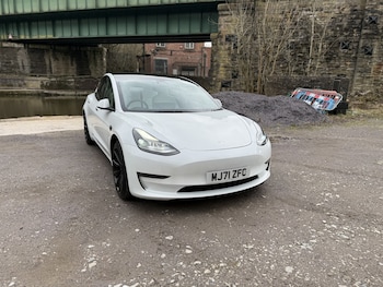 Used Tesla Model 3 2021 for sale - 77616343: Photo