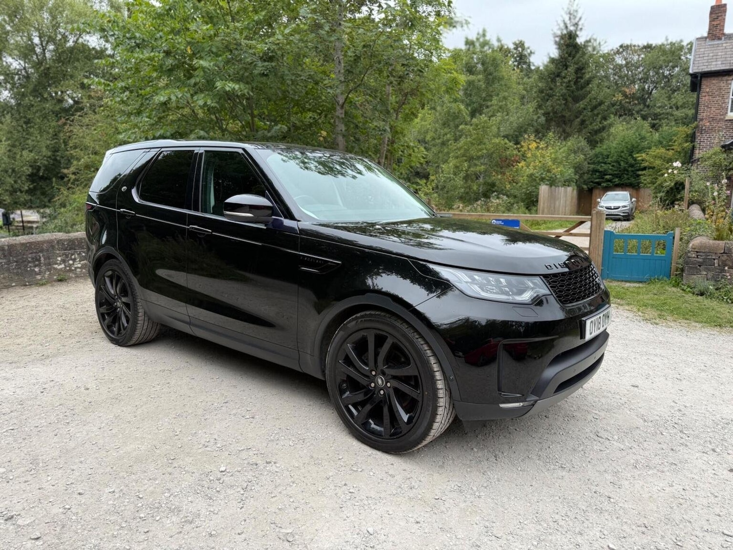 Used Land Rover Discovery 2018 for sale - 76712378: Photo 1