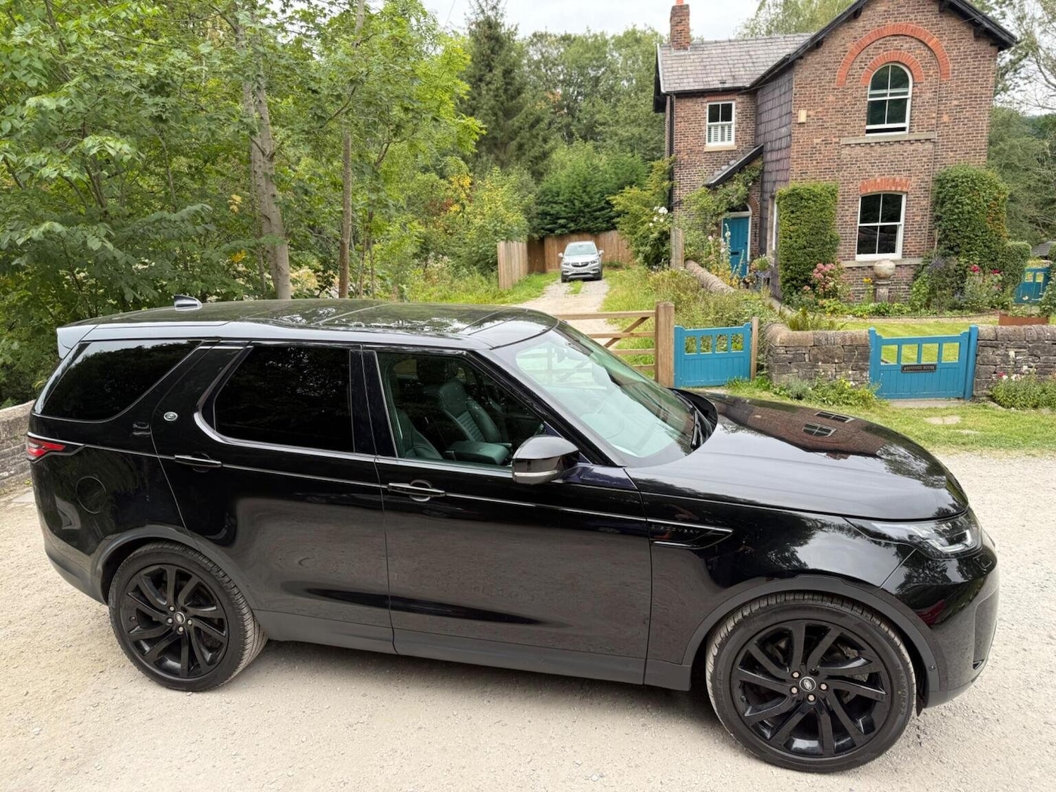 Used Land Rover Discovery 2018 for sale - 76712378: Photo 14
