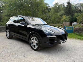 Used Porsche Cayenne 2016 for sale - 76712766: Photo