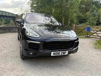 Used Porsche Cayenne 2016 for sale - 76712766: Photo