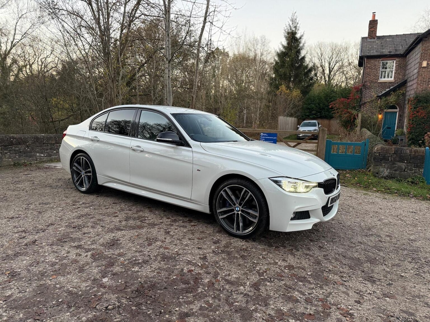 Used BMW 3 Series 2018 for sale - 76712906: Photo 1