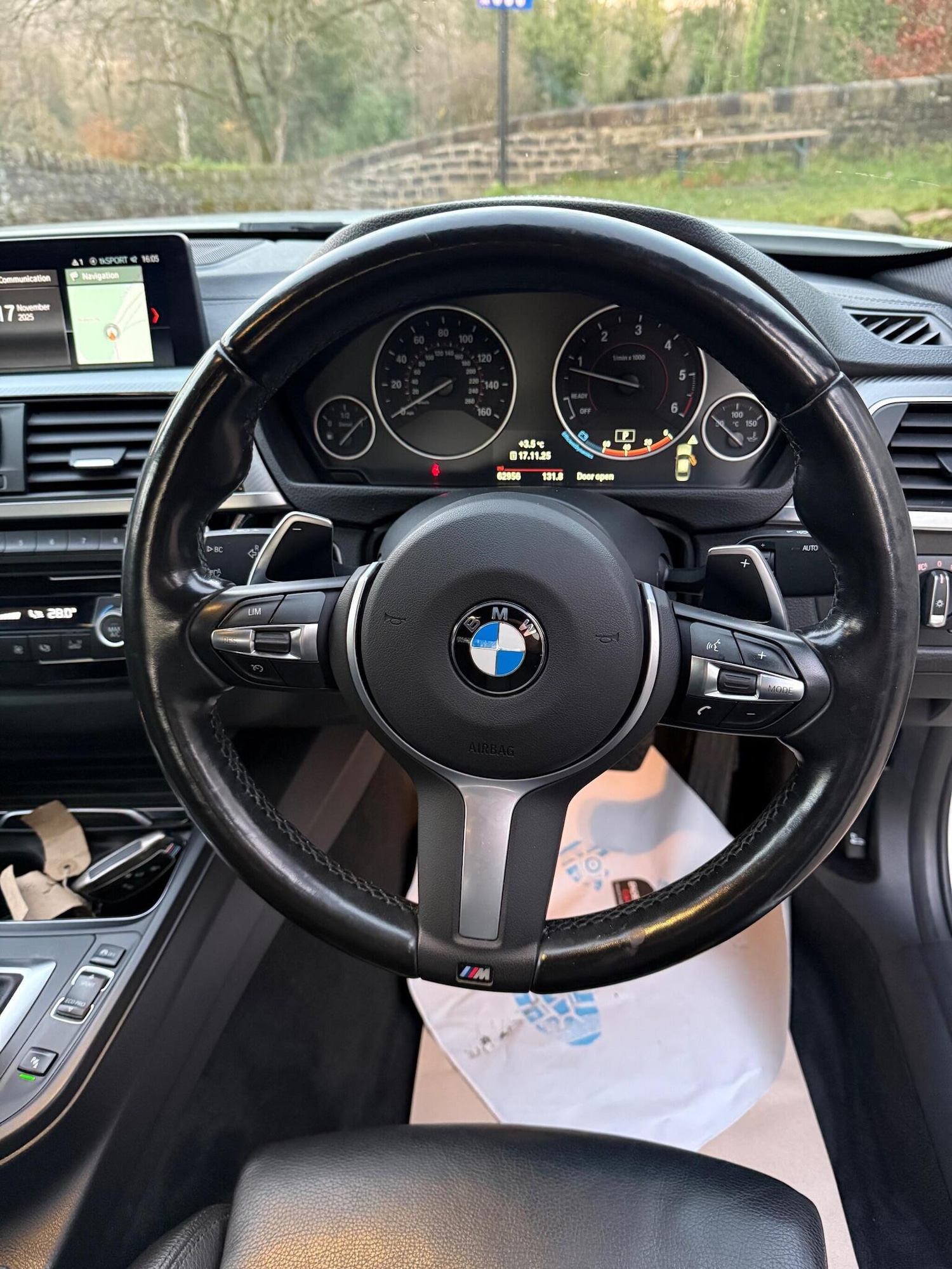 Used BMW 3 Series 2018 for sale - 76712906: Photo 24