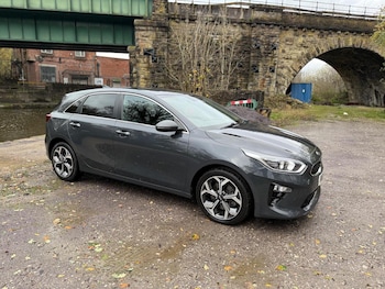 Used Kia Ceed 2021 for sale - 76713177: Photo