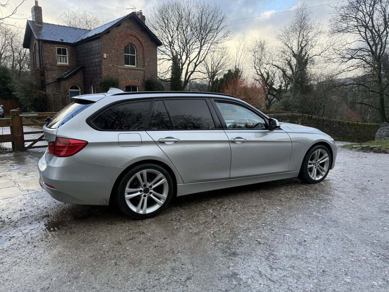 Used BMW 3 Series 2012 for sale - 77694317: Photo 11