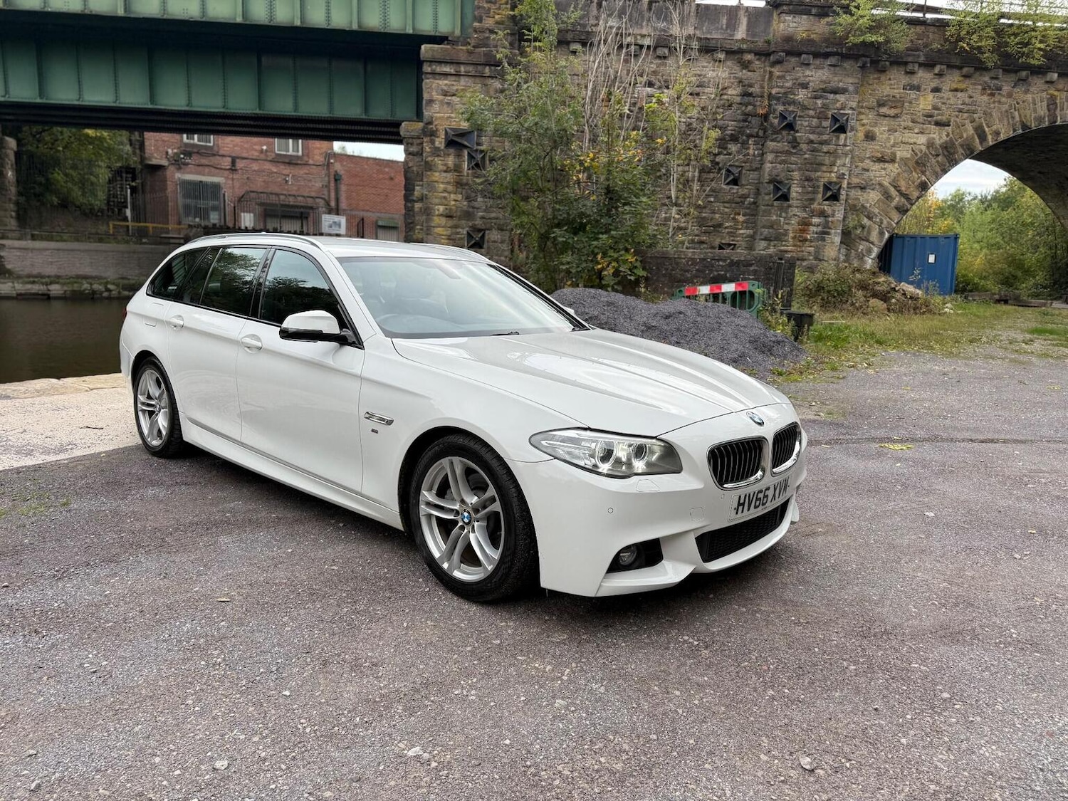 Used BMW 5 Series 2016 for sale - 76713016: Photo 1