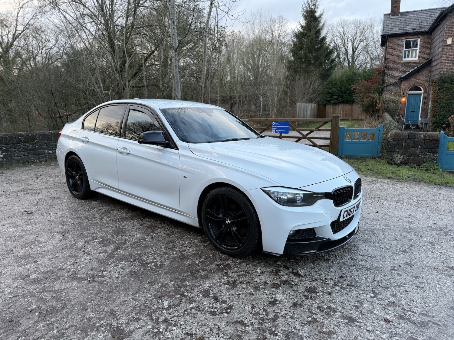 Used BMW 3 Series 2013 for sale - 76918466: Photo 2