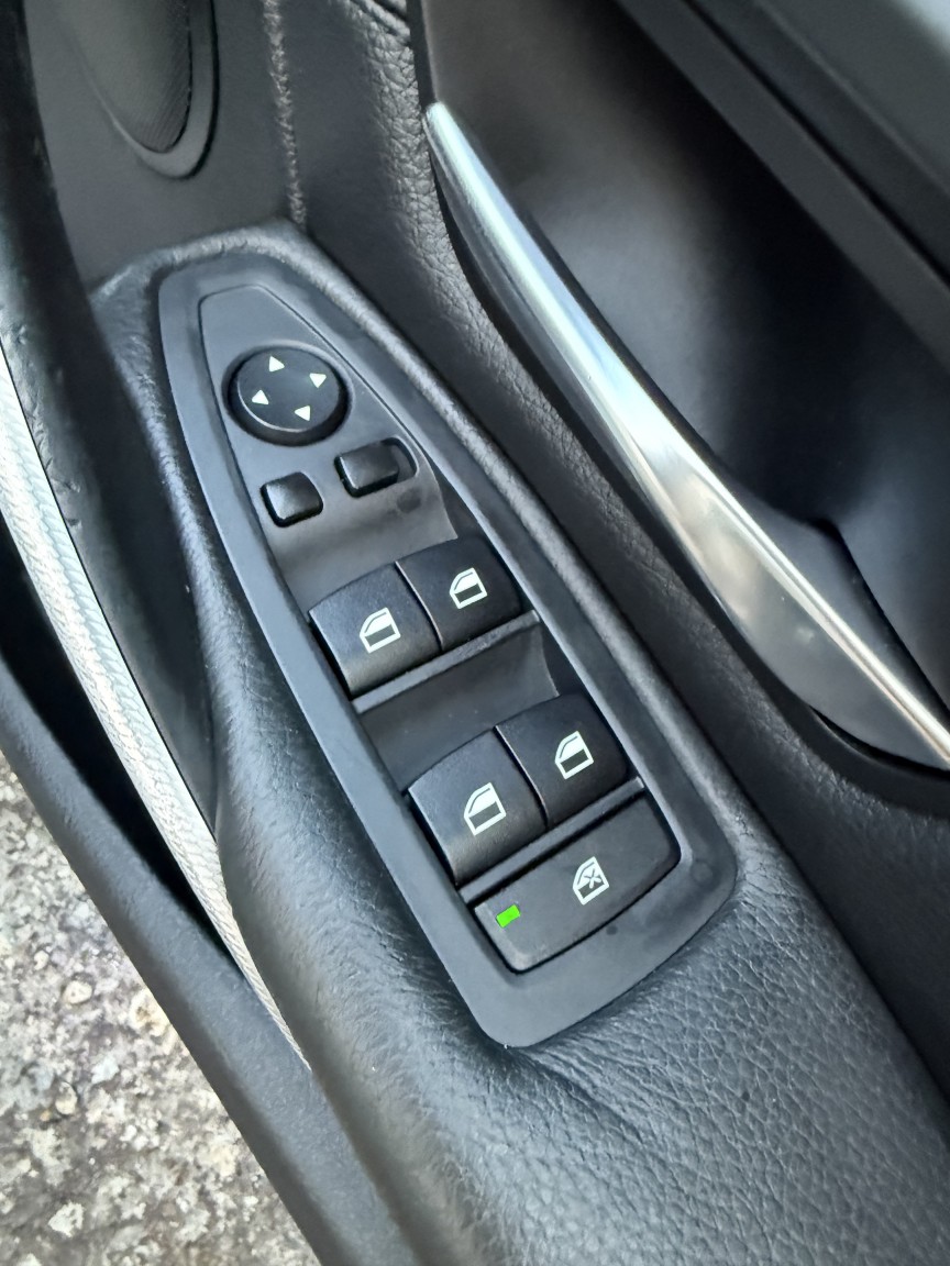 Used BMW 3 Series 2013 for sale - 76918466: Photo 22