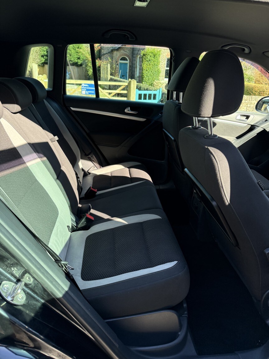 Used Volkswagen Tiguan 2015 for sale - 77962016: Photo 16