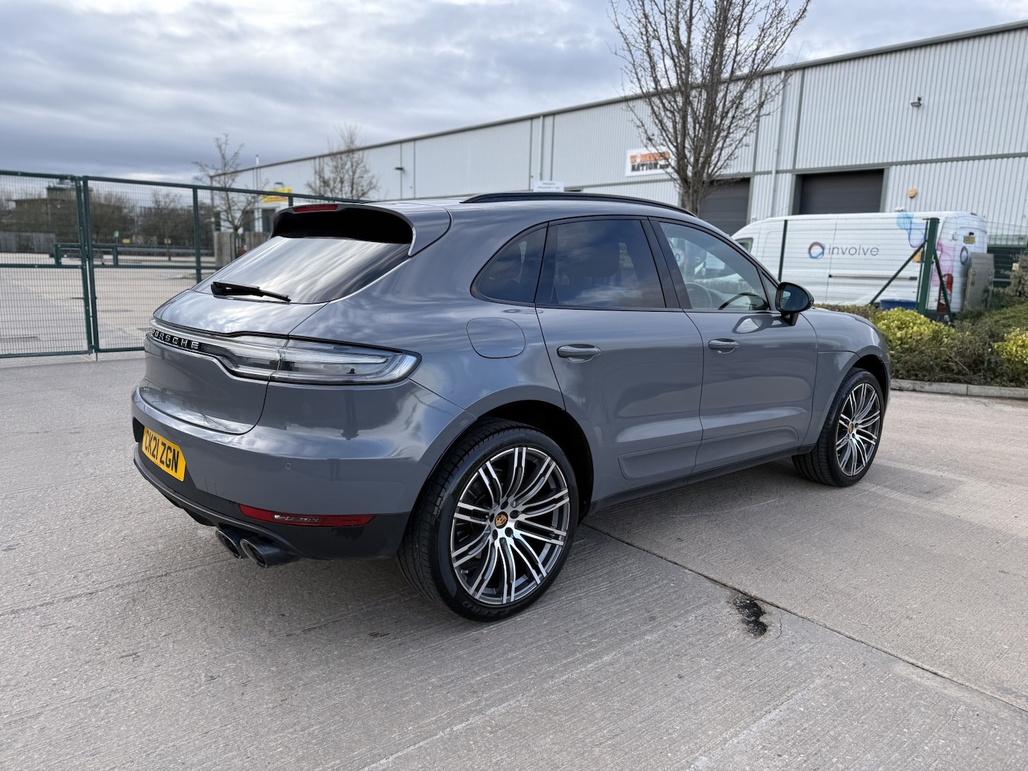 Used Porsche Macan 2021 for sale - 77478131: Photo 13