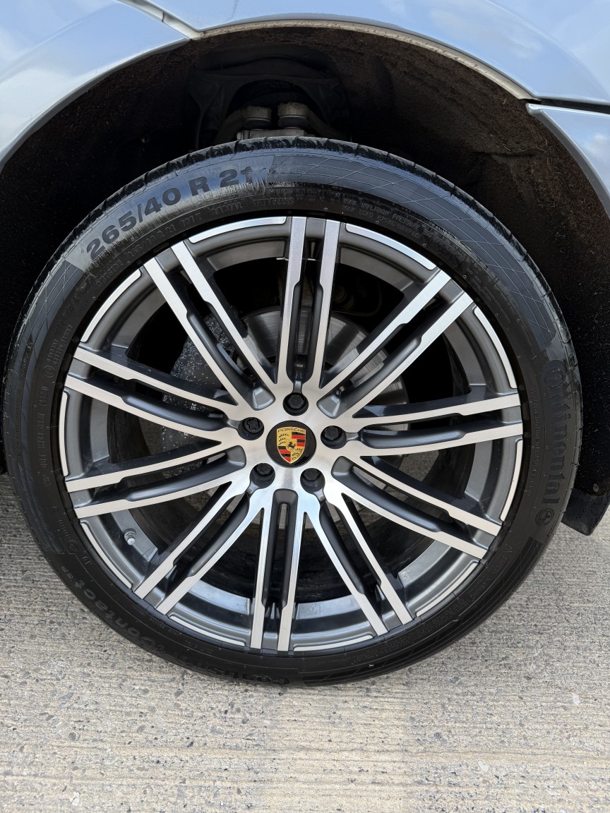 Used Porsche Macan 2021 for sale - 77478131: Photo 25