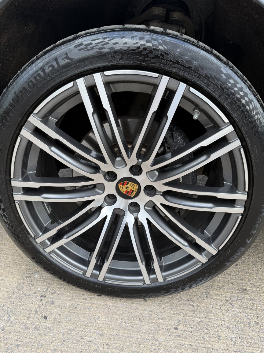 Used Porsche Macan 2021 for sale - 77478131: Photo 28