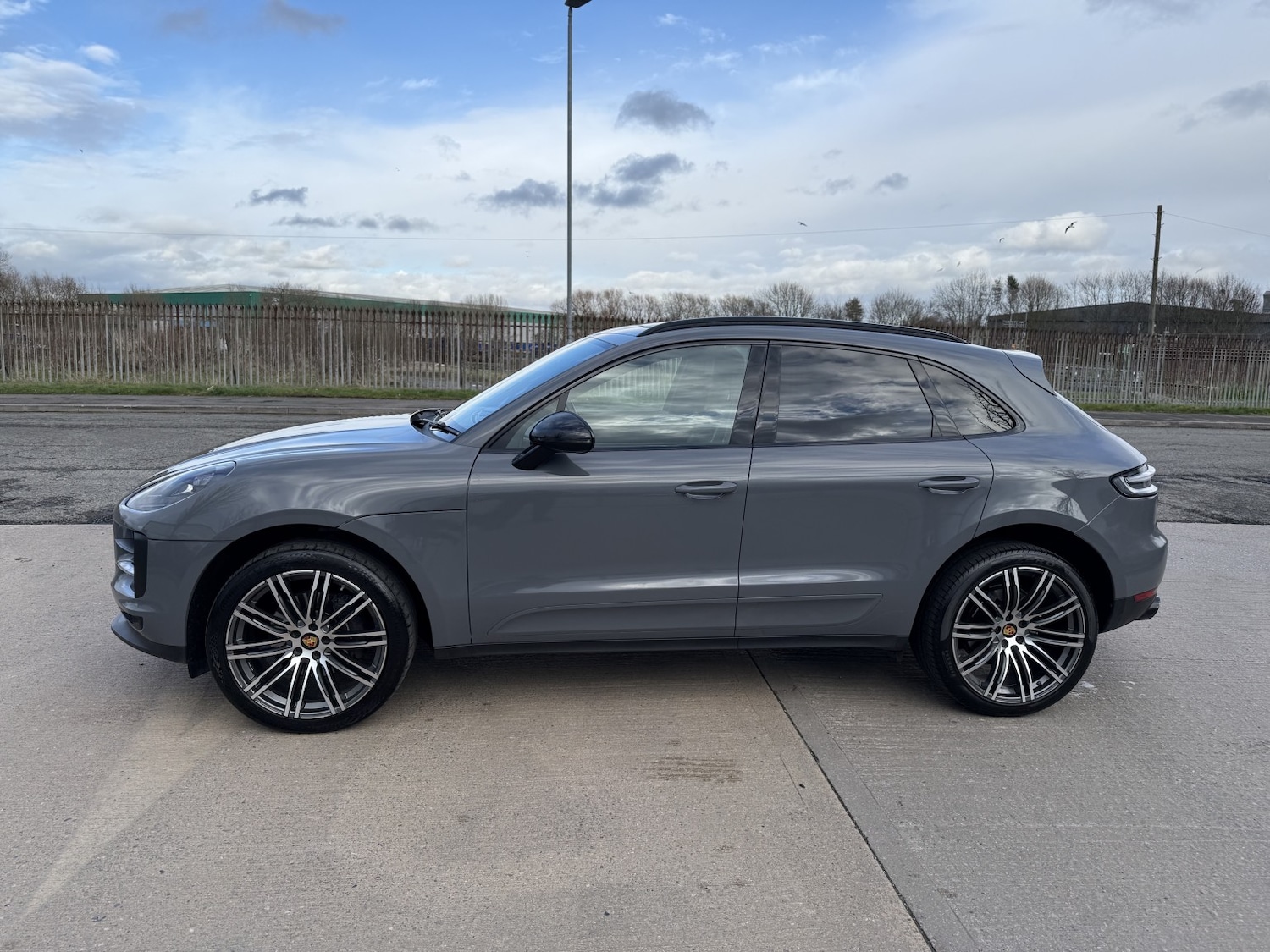 Used Porsche Macan 2021 for sale - 77478131: Photo 7