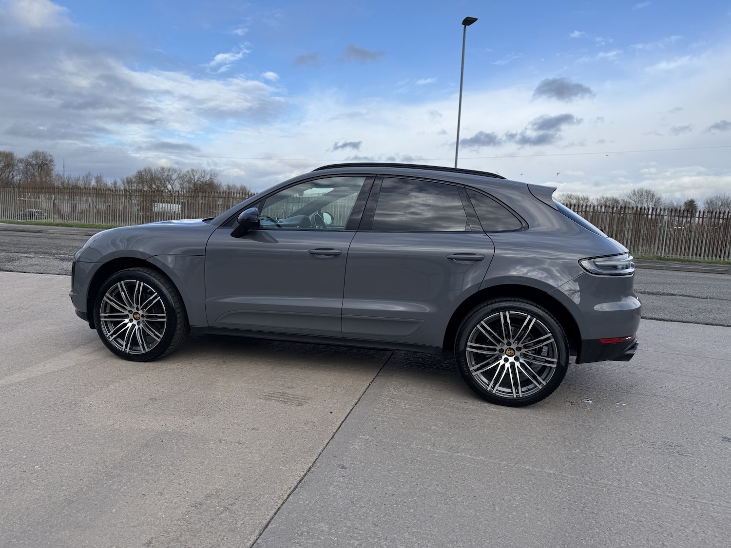 Used Porsche Macan 2021 for sale - 77478131: Photo 8