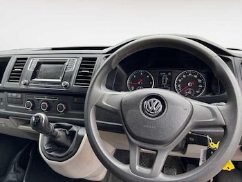 Used Volkswagen Transporter 2019 for sale - 75334136: Photo