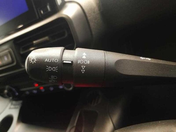 Used Peugeot Partner 2022 for sale - 76138023: Photo 16