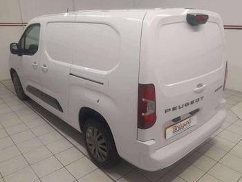 Used Peugeot Partner 2024 for sale - 76993356: Photo