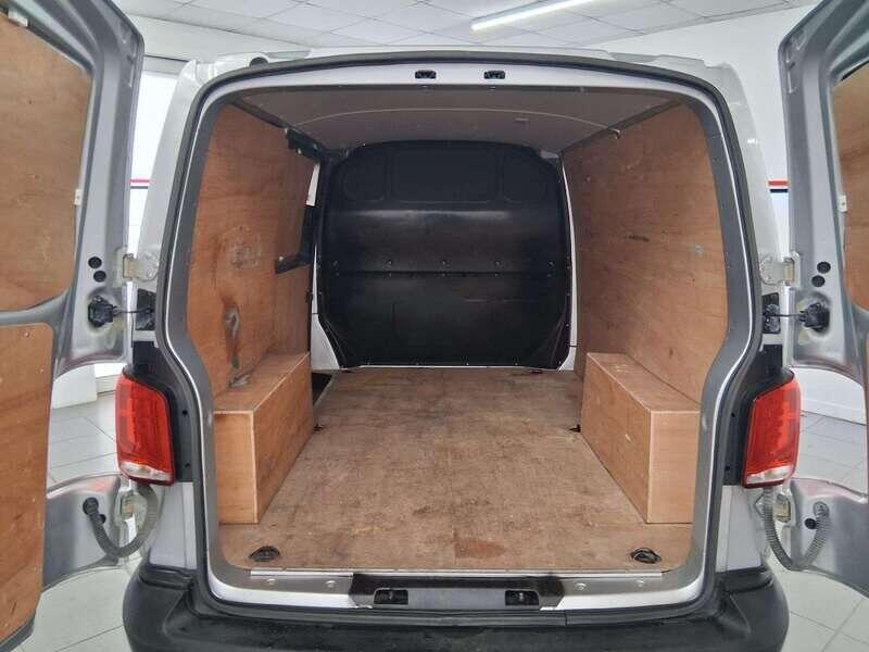 Used Volkswagen Transporter 2021 for sale - 76485874: Photo 8