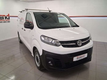 Vauxhall Vivaro feature image