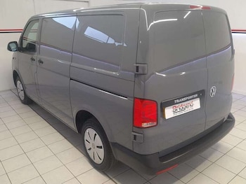 Used Volkswagen Transporter 2023 for sale - 79367900: Photo