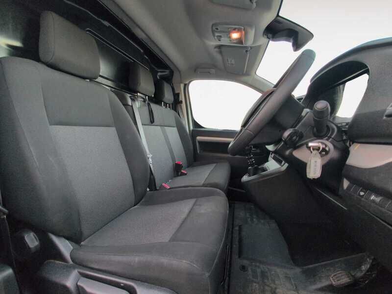 Used Vauxhall Vivaro 2022 for sale - 77379447: Photo 4