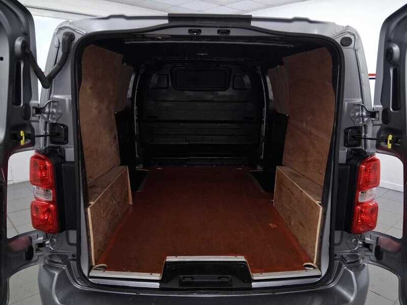 Used Vauxhall Vivaro 2022 for sale - 77044994: Photo 9