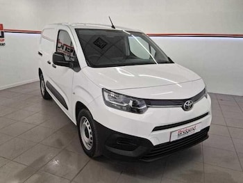 Toyota ProAce feature image