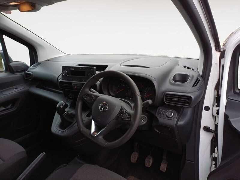 Used Vauxhall Combo 2020 for sale - 76283743: Photo 3