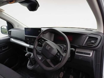 Used Vauxhall Vivaro 2025 for sale - 79087379: Photo