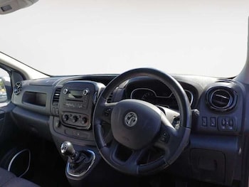 Used Vauxhall Vivaro 2019 for sale - 78542340: Photo