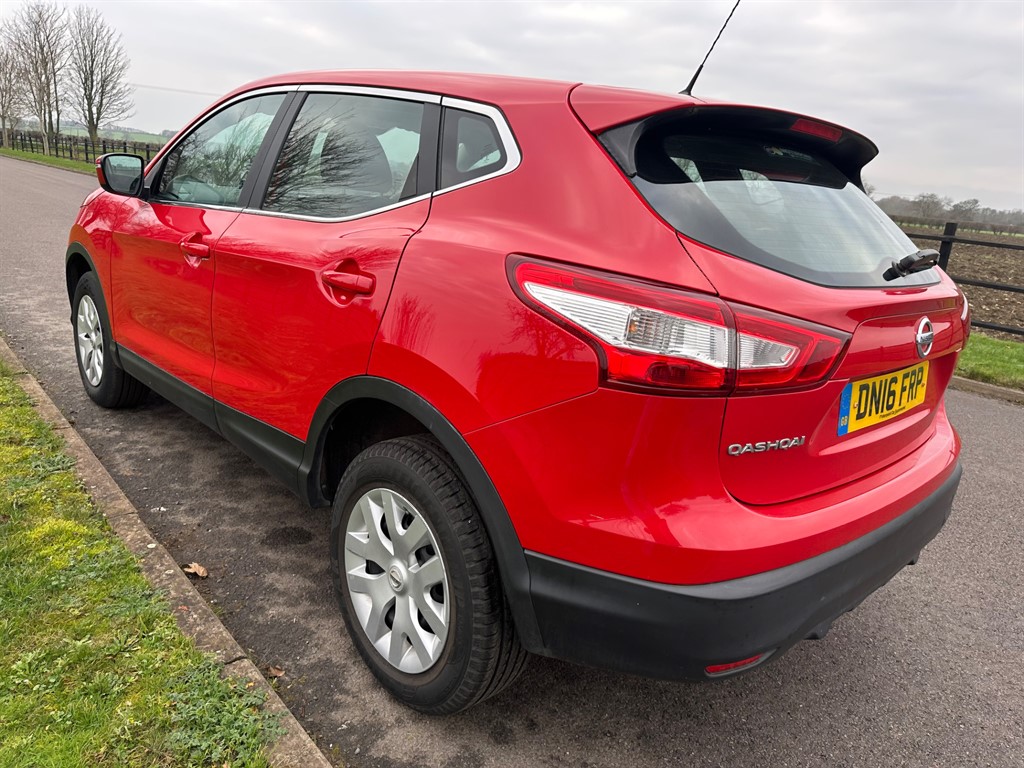 Used Nissan Qashqai 2016 for sale - 77732732: Photo 7