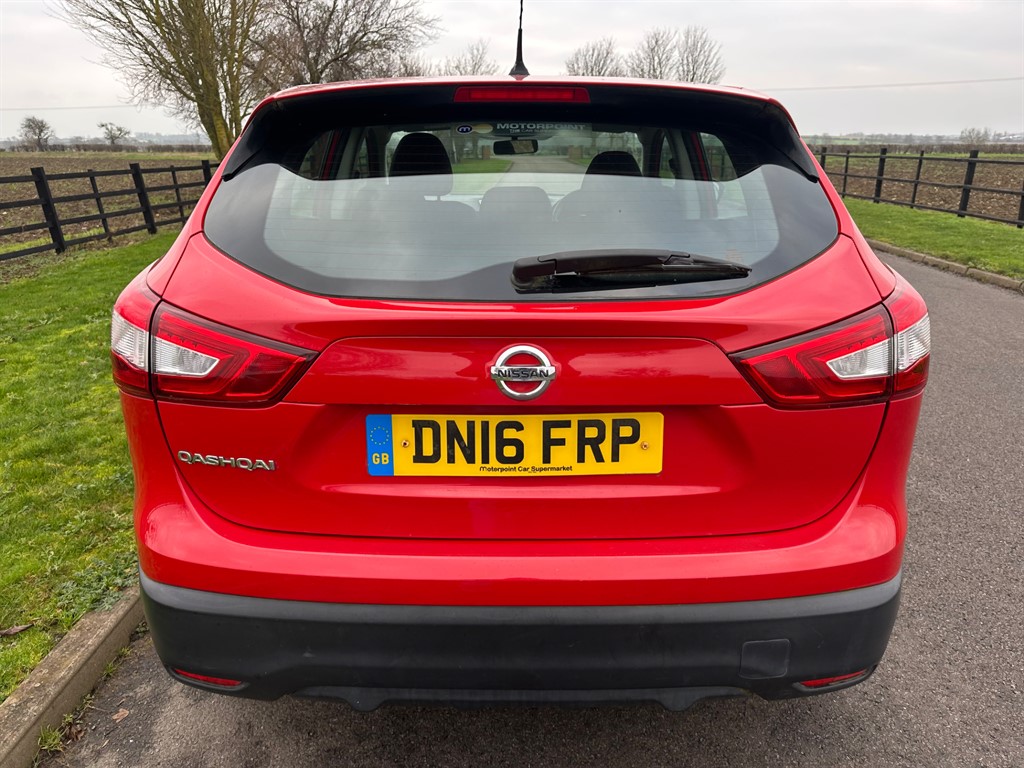 Used Nissan Qashqai 2016 for sale - 77732732: Photo 8