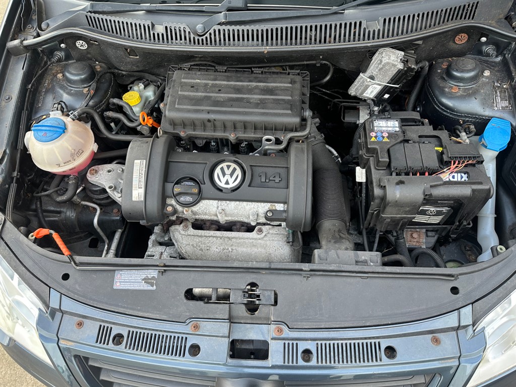 Used Volkswagen Polo 2008 for sale - 77740335: Photo 18