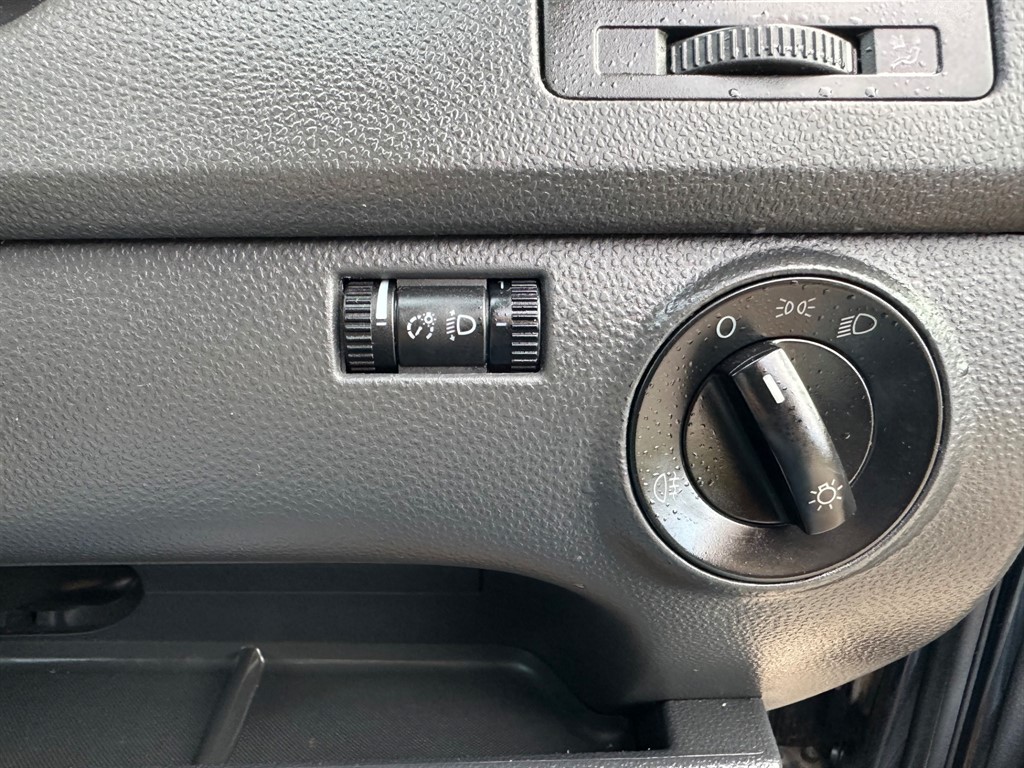 Used Volkswagen Polo 2008 for sale - 77740335: Photo 23