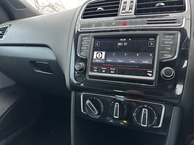 Used Volkswagen Polo 2015 for sale - 78163277: Photo 12