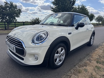 Used MINI Hatch 2018 for sale - 79395150: Photo