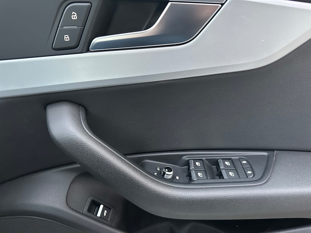 Used Audi A5 2017 for sale - 77732731: Photo 32