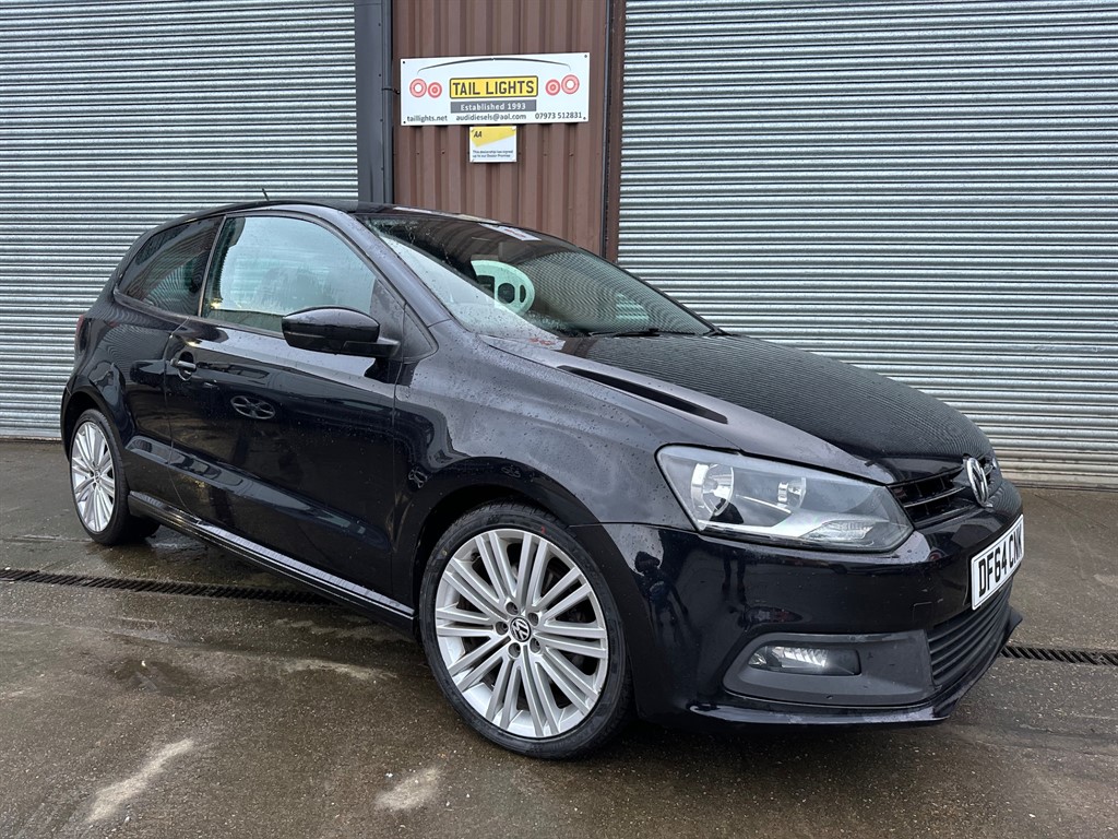 Used Volkswagen Polo 2015 for sale - 77732730: Photo 1