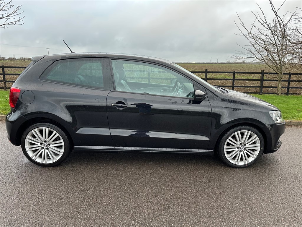 Used Volkswagen Polo 2015 for sale - 77732730: Photo 12