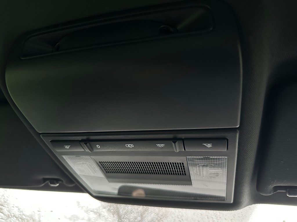 Used Volkswagen Polo 2015 for sale - 77732730: Photo 15