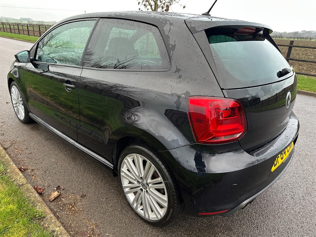 Used Volkswagen Polo 2015 for sale - 77732730: Photo 9