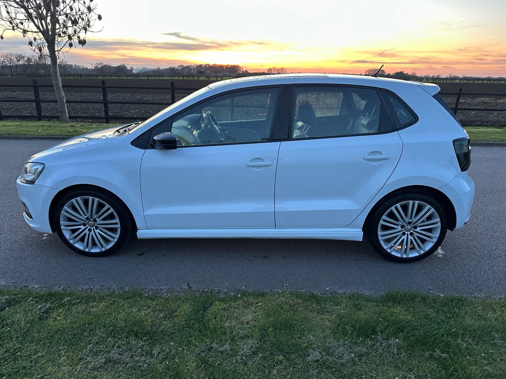 Used Volkswagen Polo 2014 for sale - 77942492: Photo 6
