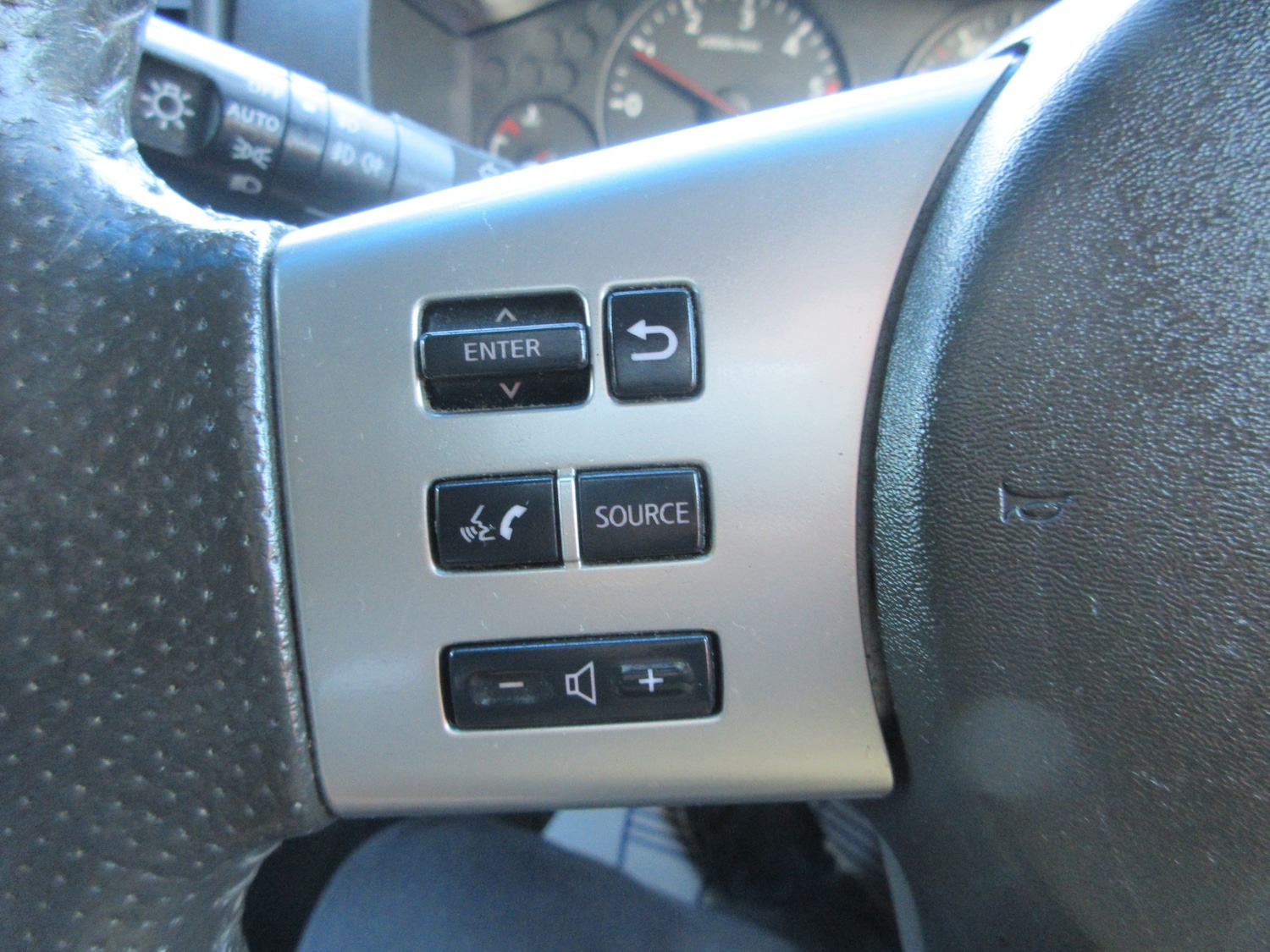 Used Nissan Navara 2011 for sale - 76027502: Photo 17