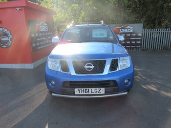 Used Nissan Navara 2011 for sale - 76027502: Photo 2