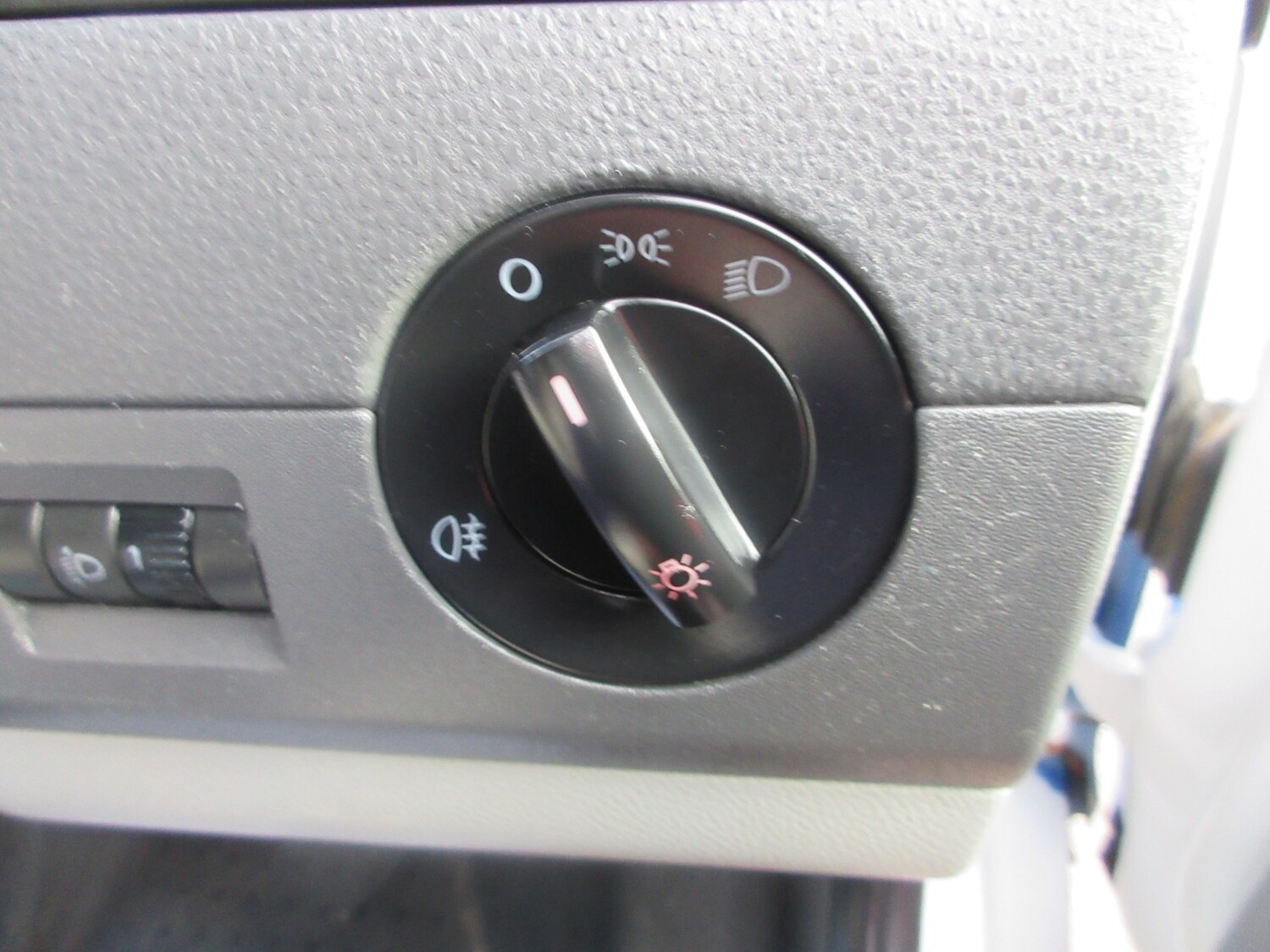 Used Volkswagen Transporter 2012 for sale - 77418633: Photo 10