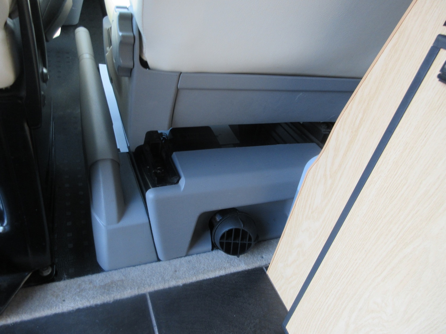 Used Volkswagen Transporter 2012 for sale - 77418633: Photo 31