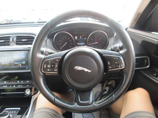 Used Jaguar XE 2017 for sale - 75558912: Photo 10