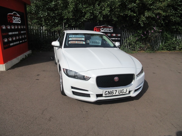 Used Jaguar XE 2017 for sale - 75558912: Photo 1