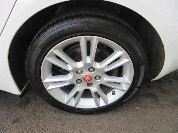 Used Jaguar XE 2017 for sale - 75558912: Photo 27